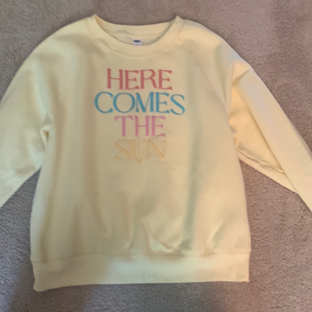 Pastel Yellow Crewneck